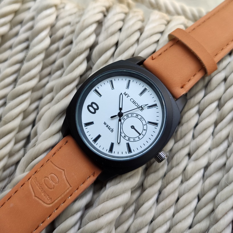 8139 Analog Wrist Watch - Brown and White