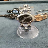 Ladies Chin Watch for modern and fashionable girls