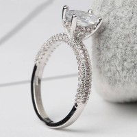 Arrows Platinum Plated White Gold Zircon Lady Ring